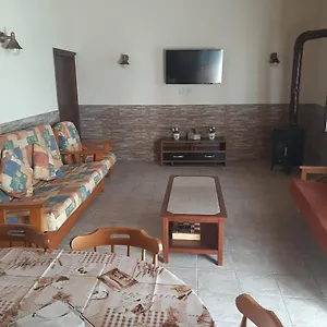 https://haven-house.larnacahotels.org
